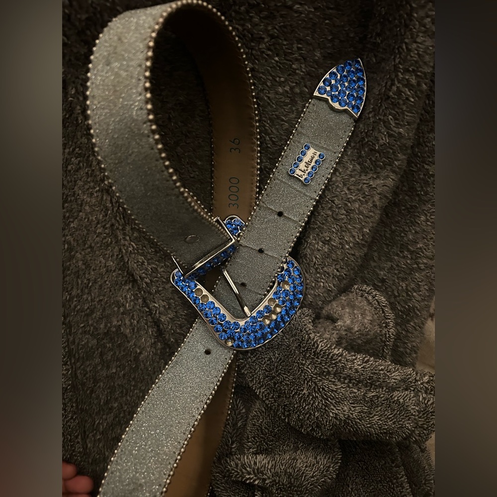 Authentic dazzling blue bb Simon belt